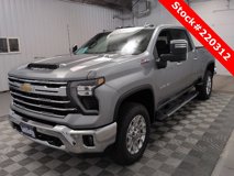 New 2025 Chevrolet Silverado 3500 LTZ w/ LTZ Plus Package