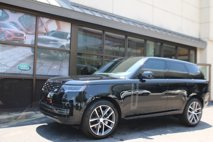 New 2025 Land Rover Range Rover SE