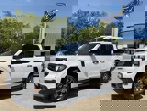 New 2025 Ford Maverick XLT