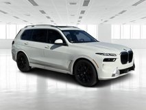 New 2026 BMW X7 xDrive40i w/ Premium Package