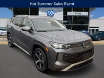 New 2025 Volkswagen Tiguan SE