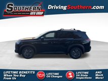 New 2025 Nissan Pathfinder SV