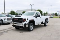 New 2025 GMC Sierra 2500 Pro w/ Convenience Package