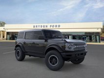 New 2024 Ford Bronco Badlands w/ Sasquatch Package