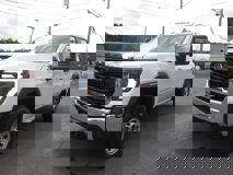 New 2025 GMC Sierra 2500 Pro w/ Convenience Package