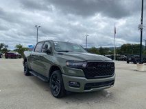 New 2025 RAM 1500 4x4 Crew Cab