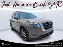 Used 2023 Nissan Pathfinder Platinum