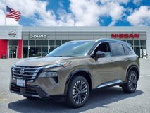 New 2025 Nissan Rogue Platinum w/ Tech Package
