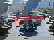 New 2025 Ford F550 4x4 Supercab Super Duty w/ XLT Value Package