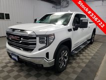 New 2025 GMC Sierra 1500 SLT w/ SLT Premium Plus Package