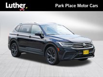 Used 2022 Volkswagen Tiguan SE