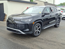 New 2025 Volkswagen Tiguan SE