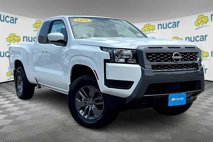 Certified 2025 Nissan Frontier SV