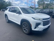 New 2025 Chevrolet Traverse LT w/ Driver Confidence Package