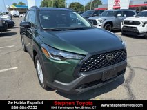 New 2025 Toyota Corolla Cross LE w/ Moonroof Package