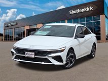 New 2025 Hyundai Elantra SEL