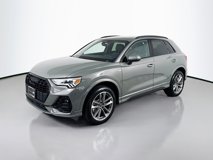 Used 2025 Audi Q3 2.0T Premium w/ Black Optic Sport Package