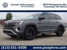 New 2025 Volkswagen Atlas Peak Edition SE
