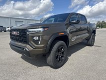 New 2025 GMC Canyon Elevation w/ Convenience Package