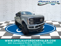 New 2025 Ford F250 Lariat w/ Lariat Ultimate Package