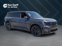 New 2026 Kia EV9 Land