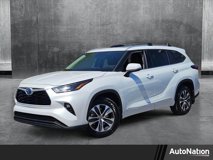 Used 2022 Toyota Highlander XLE