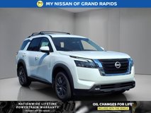 New 2025 Nissan Pathfinder SV w/ Cargo Package