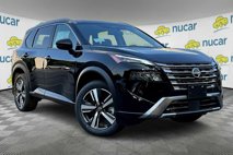 New 2025 Nissan Rogue SL w/ Tech Package