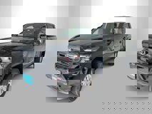 New 2025 Toyota Tacoma SR5