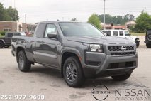 New 2025 Nissan Frontier SV