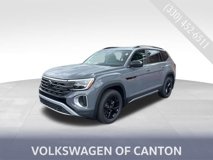New 2025 Volkswagen Atlas Peak Edition SE
