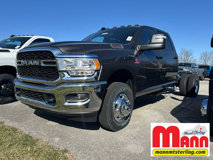 New 2024 RAM 3500 Tradesman w/ Chrome Appearance Group