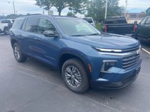 New 2025 Chevrolet Traverse LT w/ Driver Confidence Package
