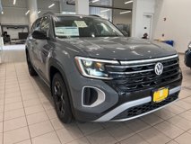 New 2024 Volkswagen Atlas Peak Edition SEL