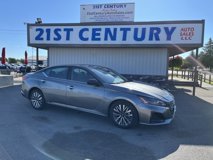 Used 2024 Nissan Altima 2.5 SV