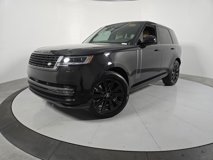 New 2025 Land Rover Range Rover SE