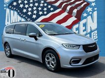 Used 2023 Chrysler Pacifica Limited