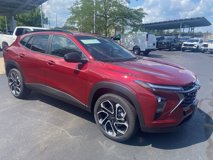 New 2025 Chevrolet Trax RS w/ Sunroof Package