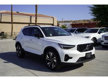 New 2025 Volvo XC40 B5 Ultra w/ Climate Package