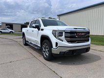 New 2025 GMC Sierra 1500 SLT w/ SLT Premium Plus Package