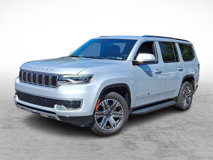 Used 2022 Jeep Wagoneer Series III w/ Rear Seat Video Group 1