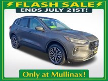 New 2025 Ford Escape SE w/ PHEV Premium Package
