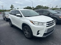 Used 2018 Toyota Highlander LE