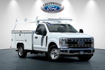 New 2025 Ford F350 2WD Regular Cab Super Duty