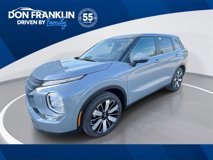 New 2025 Mitsubishi Outlander SE