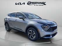 New 2025 Kia Sportage LX