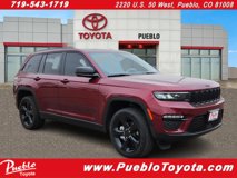 Used 2023 Jeep Grand Cherokee Limited w/ Black Appearance Package