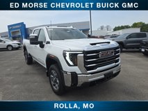 New 2025 GMC Sierra 2500 SLT w/ SLT Convenience Package