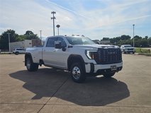 New 2025 GMC Sierra 3500 Denali Ultimate