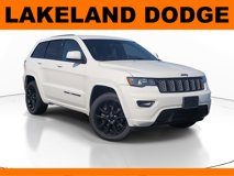 Used 2017 Jeep Grand Cherokee Altitude